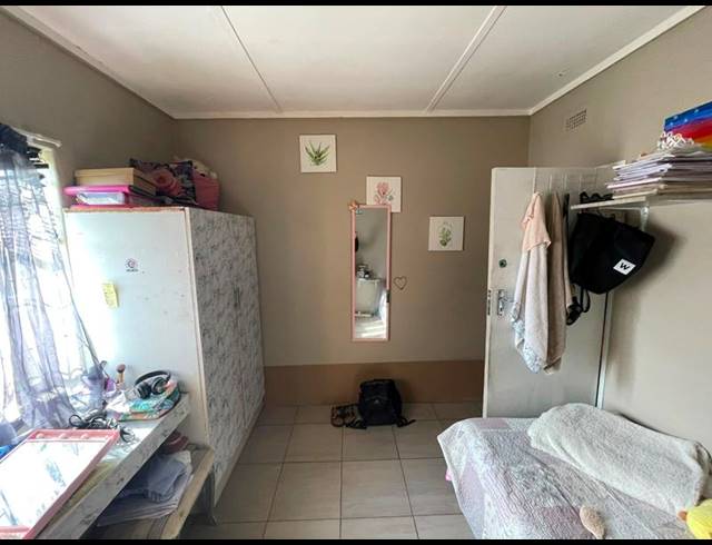 4 BEDROOM HOUSE FOR SALE IN ALGOA PARK